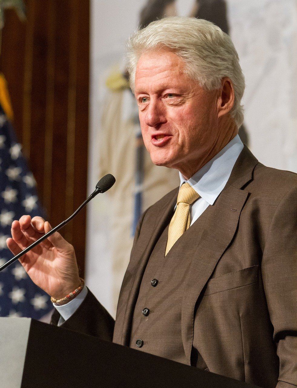 Bill Clinton delivers a speech at the Democratic National Convention in Chicago