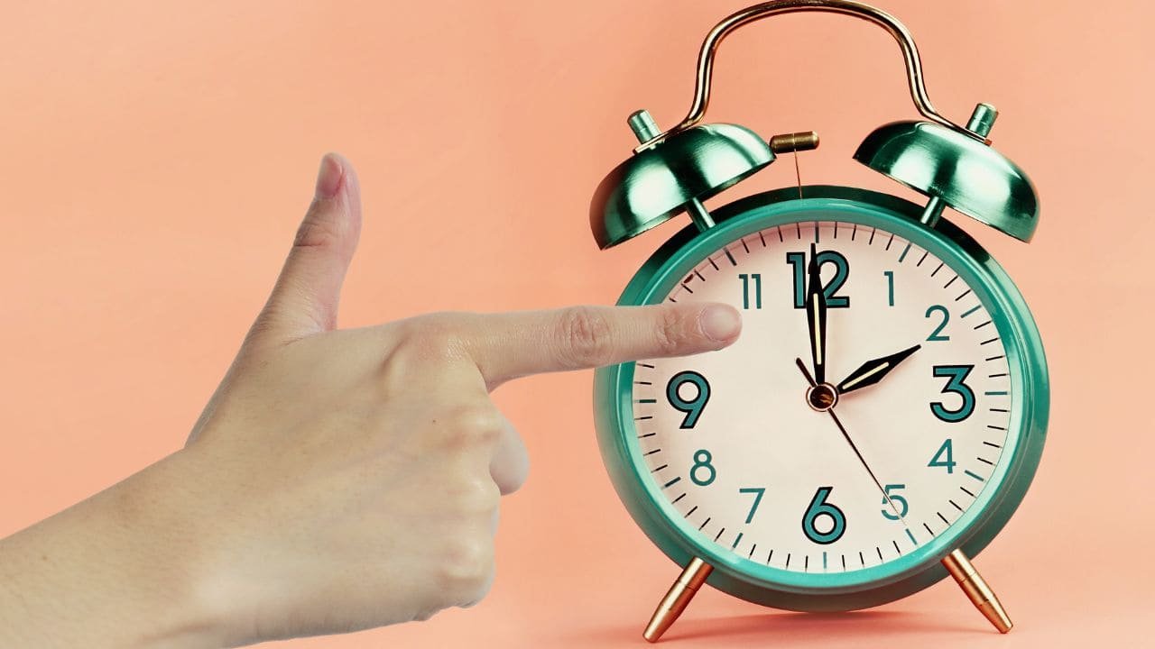 Clocks Spring Forward: When Is Daylight Saving Time Starting in 2025? 2 Daylight Savings 2025 When does Daylight Saving Time start this year